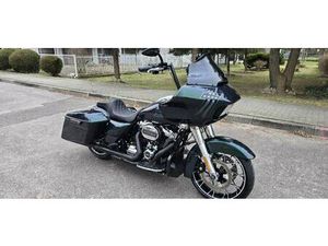 HARLEY DAVIDSON ROAD GLIDE SPECIAL IN SNAKE VENOM 1860 CM3, 2021 GOD.