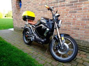 ② BROMFIETS SUPER SOCO