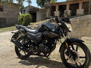 YAMAHA YS 125