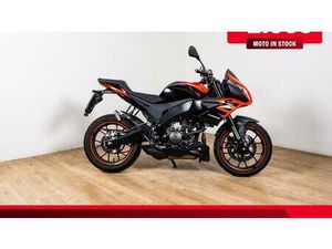 VENDO APRILIA TUONO 125 (2025) USATA A ROMA (CODICE 9905376) - MOTO.IT