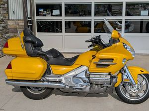 2002 HONDA GOLD WING
