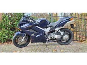 HONDA VFR 800 V4 VTEC BLAUW