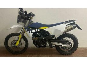 VENDO HUSQVARNA 701 ENDURO (2023 - 25) USATA A ALESSANDRIA (CODICE 9904955) - MOTO.IT