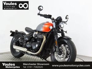 TRIUMPH BONNEVILLE BOBBER 1200 CC