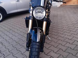TRIUMPH SPEED TRIPLE 1050