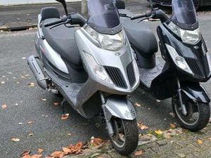KYMCO YAGER GT 125 2STÜK EIN PREIS