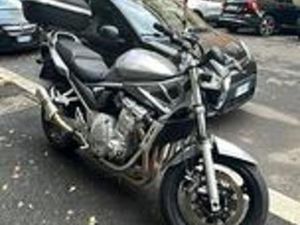 SUZUKI GSF 650 BANDIT 2010