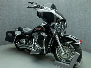 2004 HARLEY DAVIDSON FLHRI ROAD KING