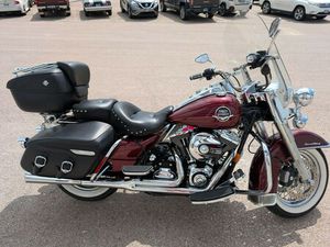 2008 HARLEY-DAVIDSON ROAD KING® CLASSIC