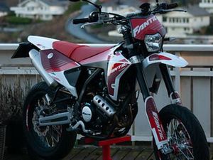 FANTIC XFM 125 PERFORMANCE