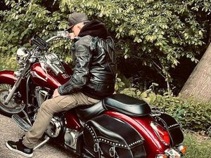 KAWASAKI VN 900 CLASSIC