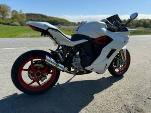 DUCATI SUPERSPORT S 939