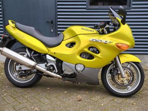 SUZUKI GSX 600F