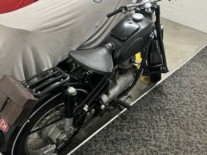 BMW R26