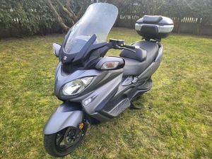 SUZUKI BURGMAN 650 EXECUTIVE KUTNO