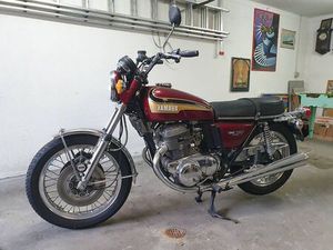 YAMAHA TX 750