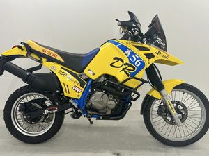 SUZUKI DR 750 RALLYE