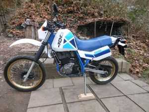SUZUKI DR 600 S - VETERANENFAHRZEUG