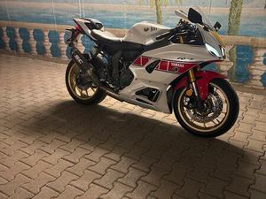 YAMAHA R7 60 JAHRE SPEZIAL EDITION / A2 / INKL TÜV
