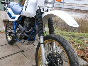 SUZUKI DR 600 S - VETERANENFAHRZEUG CANTON ZURICH -