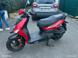 SYM CROX RÉVISER EN BONNE ÉTAT