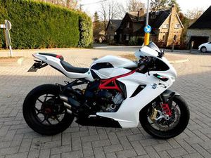 ② MV AGUSTA F3 675 , 1 AN DE GARANTIE
