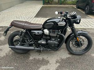 TRIUMPH BONNEVILLE T100 BLACK MOTO