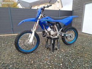 125 YZ 2024 ■1ERE MAIN ■58H NON ÉVOLUTIF ■CYLINDRE PISTON ATHENA (0H) ■BARILLET DE GAZ SCAR ■FOURCHE ET AMORTISSEUR PRÉPARER ( LERAY RACING )■PAS SÉRIEUX S'ABST