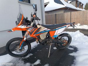 KTM 500 EXC DE 500 EXC■ÉQUIPÉ TÊTE DE FOURCHE.■UTILISATION BALADE.■MOTEUR REFAIT À 12 ■000 KM EN ENTRETIEN.■ÉCHANGE UNIQUEMENT AVEC 700 TÉNÉRÉ, 660 APRILIA TUAR
