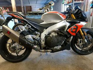 APRILIA TUONO V 4 1100 2017