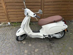VESPA PRIMAVERA 50