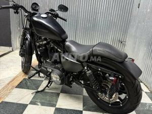 HARLEY DAVIDSON SPORSTER 883 IRON