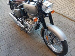 ROYAL ENFIELD CLASSIC 500