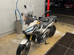 HONDA XADV 750