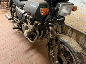 KAWASAKI Z550 OLDTIMER SCHEUNENFUND GARAGENFUND