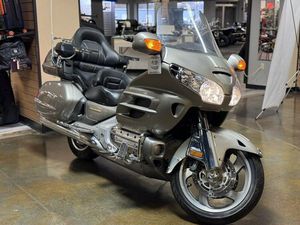 2002 HONDA GOLDWING