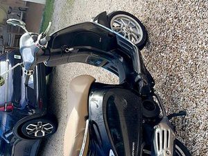 PIAGGIO VESPA 125 PRIMAVERA