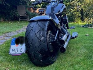 HARLEY-DAVIDSON SOFTAIL SLIM