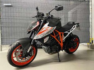 KTM 1290 SUPER DUKE R