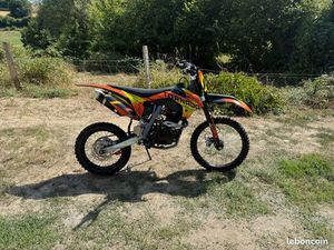 DIRT 250 CC