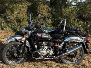 MOTORRAD MIT BEIWAGEN - GESPANN TAUSCH MÖGLICH