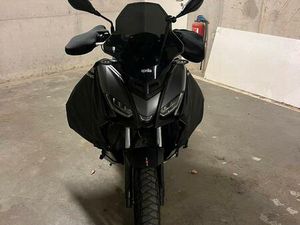 ② APRILIA SR GT 125 - 2022 - 22K KM