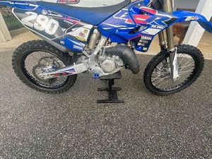 125 YZ