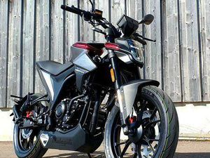 ② MALAGUTI DRAKON 125R CC ABS