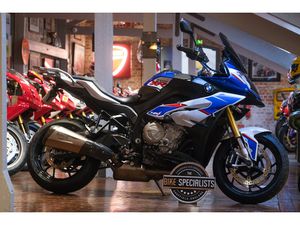 2018 BMW S1000XR SPORT SE *AKRAPOVIC - CARBON - PANNIERS* A VENDRE