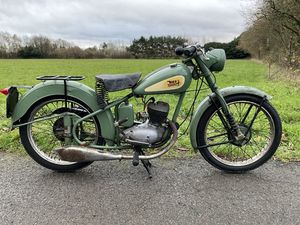 BSA BANTAM D2 1963 – OILY RAG, RUNS & RIDES, LOADS OF PATINA A VENDRE
