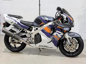 1996 HONDA CBR900RR FIREBLADE VENDU