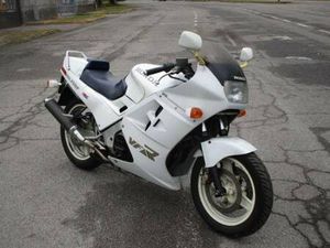 1990 HONDA VFR 750 F A VENDRE