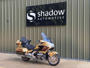 2025 HONDA GL1800 GOLD WING A VENDRE