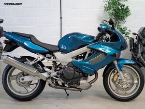 2002 HONDA VTR 1000 FIRESTORM VENDU